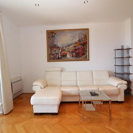 White Wings Appartement Lovran Buitenkant foto