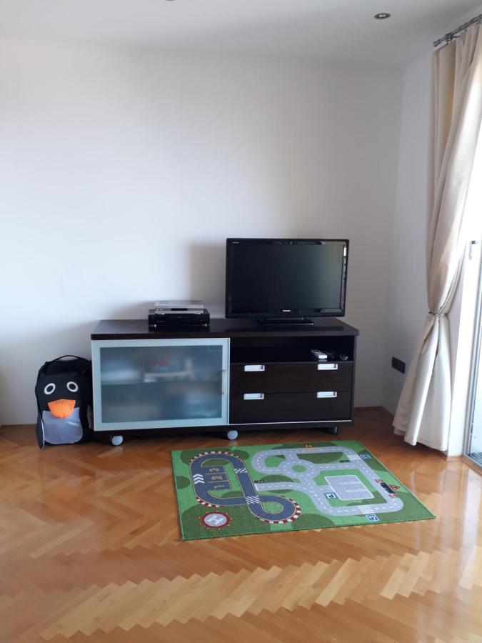 White Wings Appartement Lovran Buitenkant foto